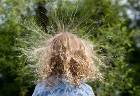 how to avoid Static Electricity in winter